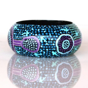 Aboriginal artwork bangle at Tali Gallery